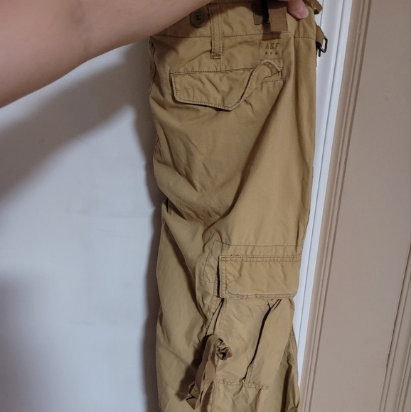 NWT. Y2K Abercrombie Khaki Cargo Pants - Picture 3 of 10
